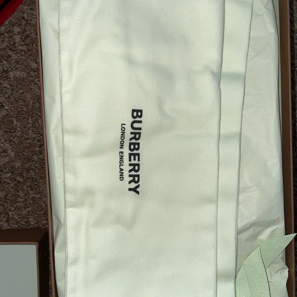 Burberry Logo Print Vintage Check Cotton Sneakers - Picture 2 of 4